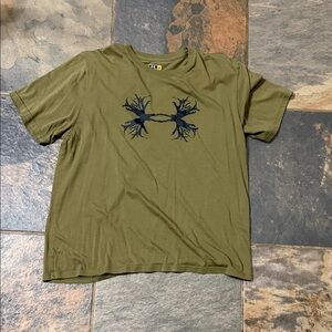 Men’s Under Armour Tshirt